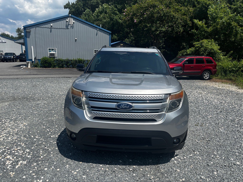 2011 Ford Explorer Image 8