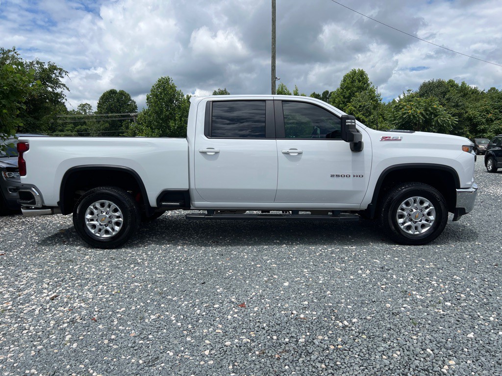 2023 Chevrolet Silverado 1500 Image 6