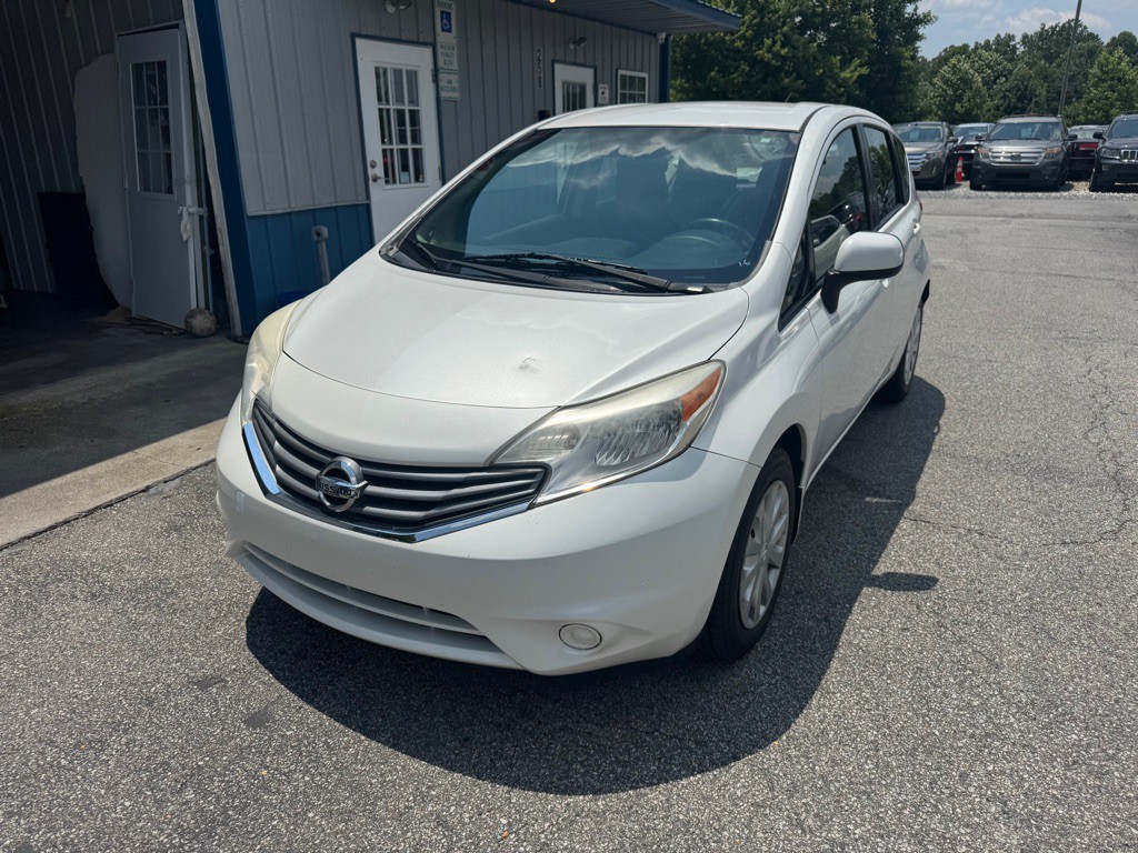 2014 Nissan Versa Image 1