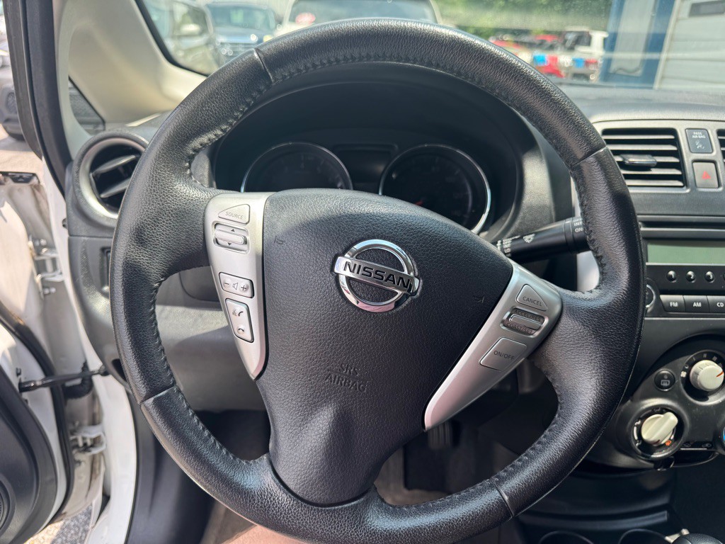 2014 Nissan Versa Image 10