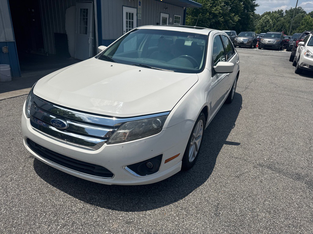 2010 Ford Fusion Image 1