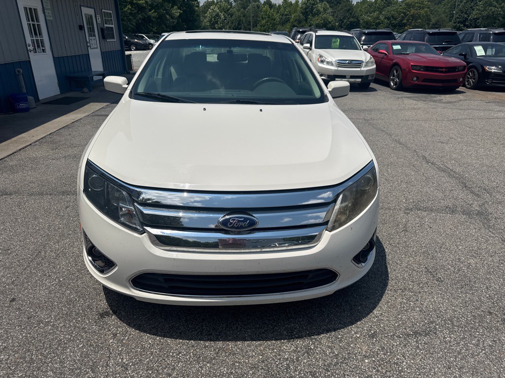 2010 Ford Fusion Image 2