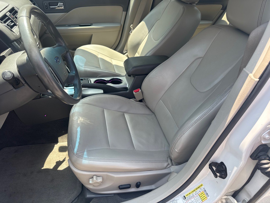 2010 Ford Fusion Image 8