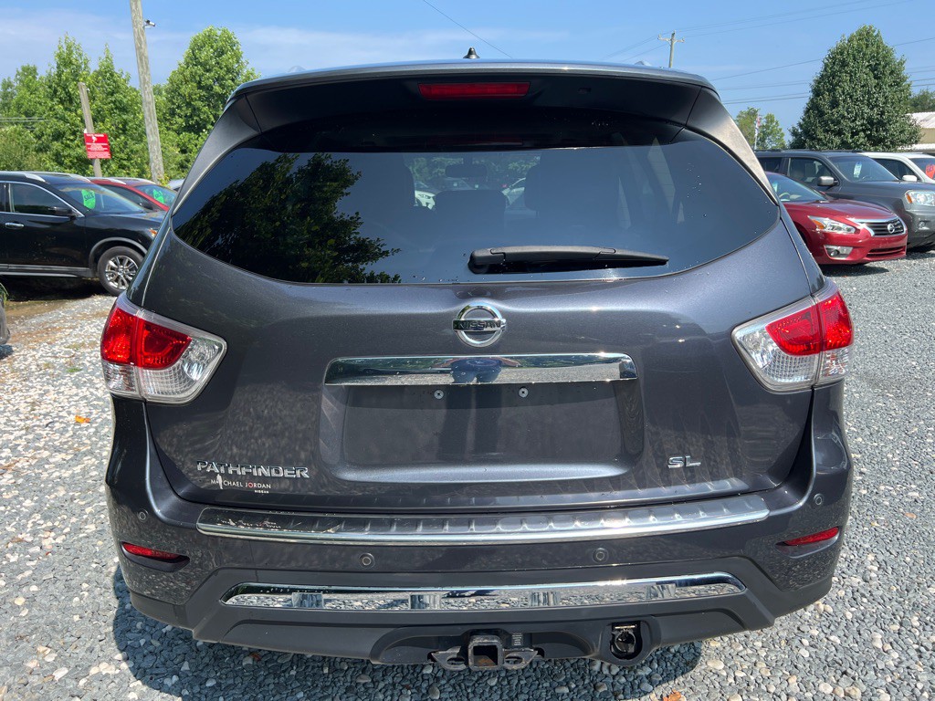 2013 Nissan Pathfinder Image 4