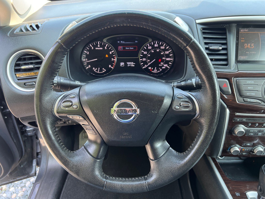 2013 Nissan Pathfinder Image 15