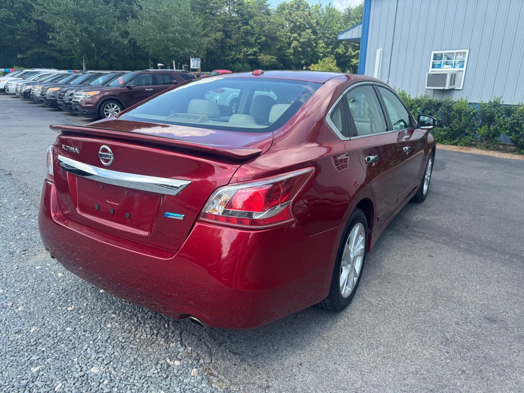 2013 Nissan Altima Image 7