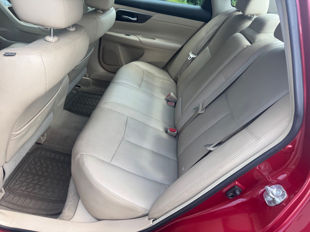 2013 Nissan Altima Image 13