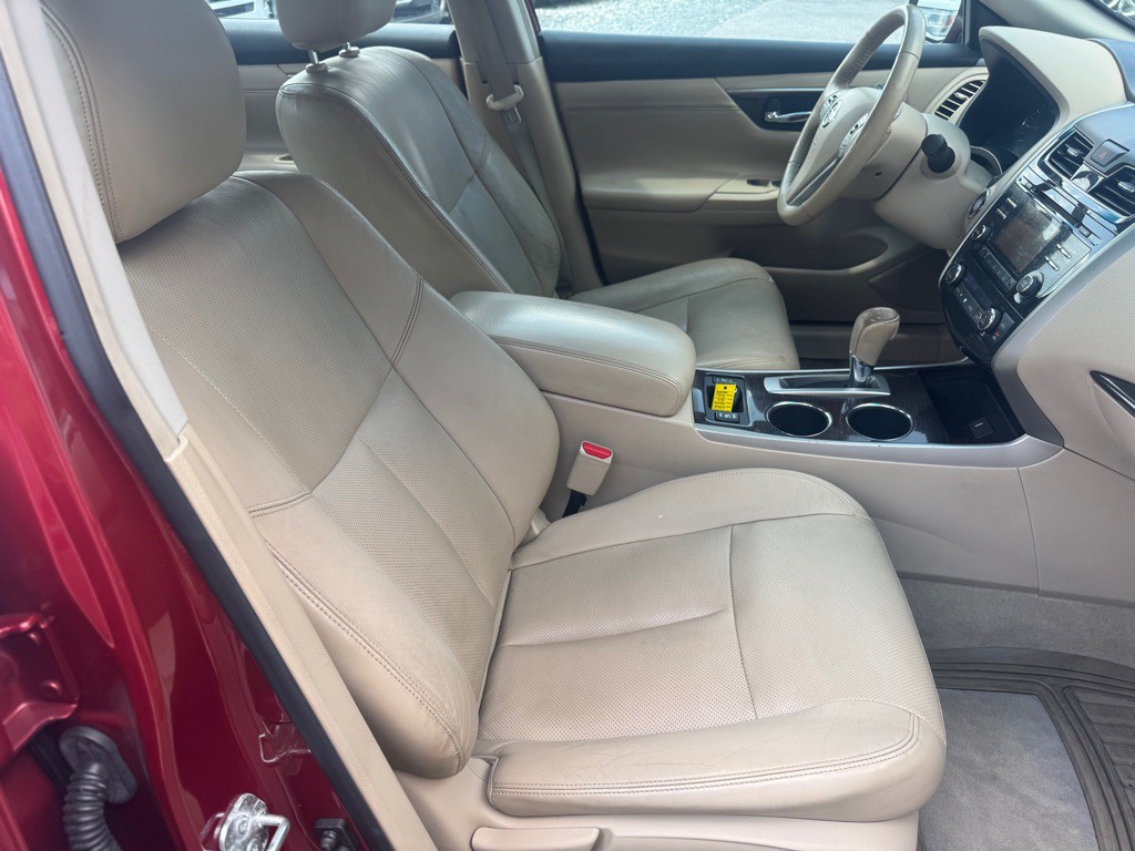 2013 Nissan Altima Image 14
