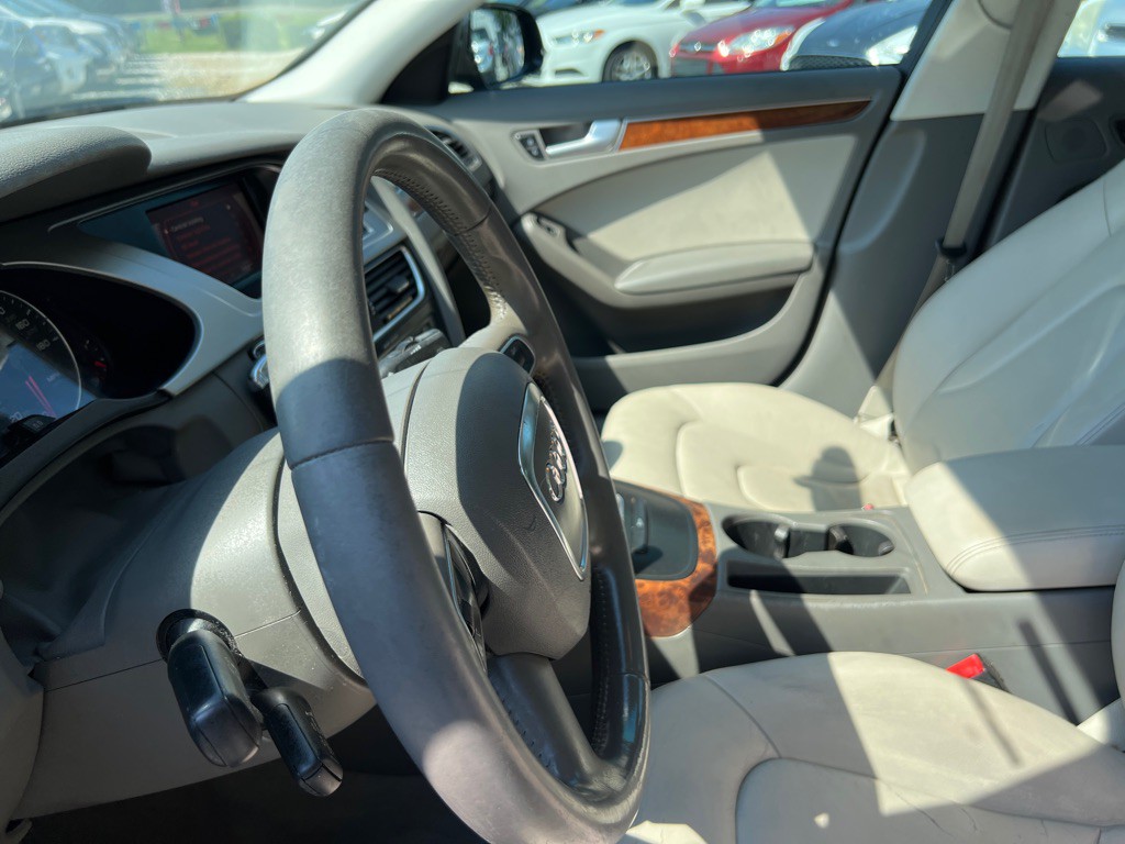 2011 Audi A4 Image 12