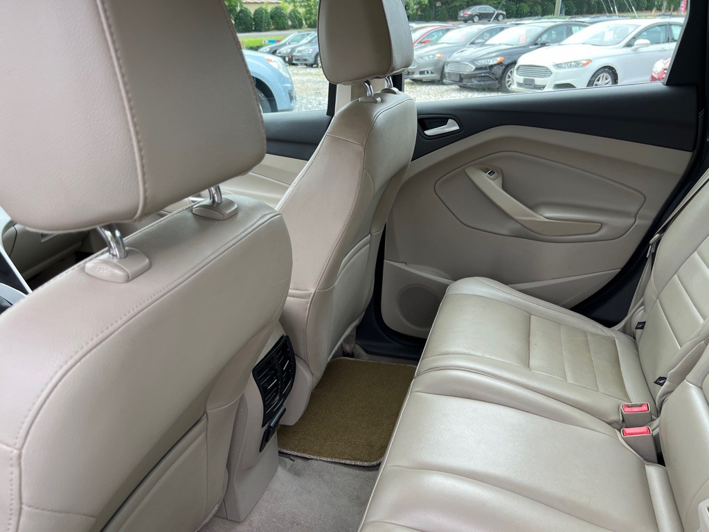 2014 Ford C-Max Image 18