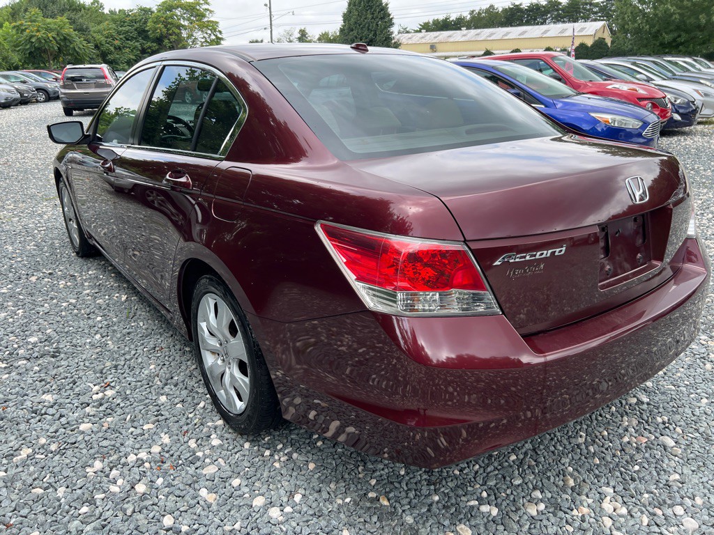 2010 Honda Accord Image 3