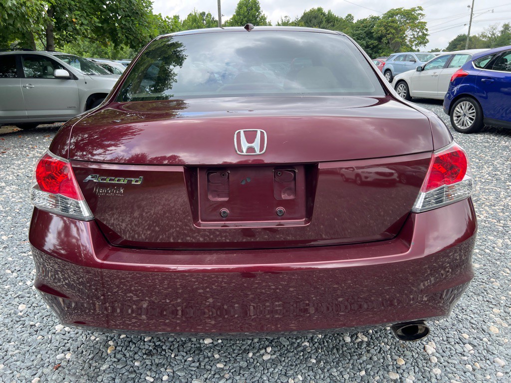 2010 Honda Accord Image 4