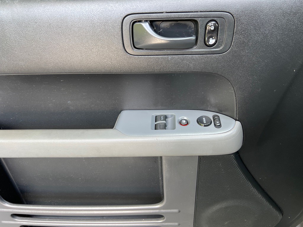 2005 Honda Element Image 11