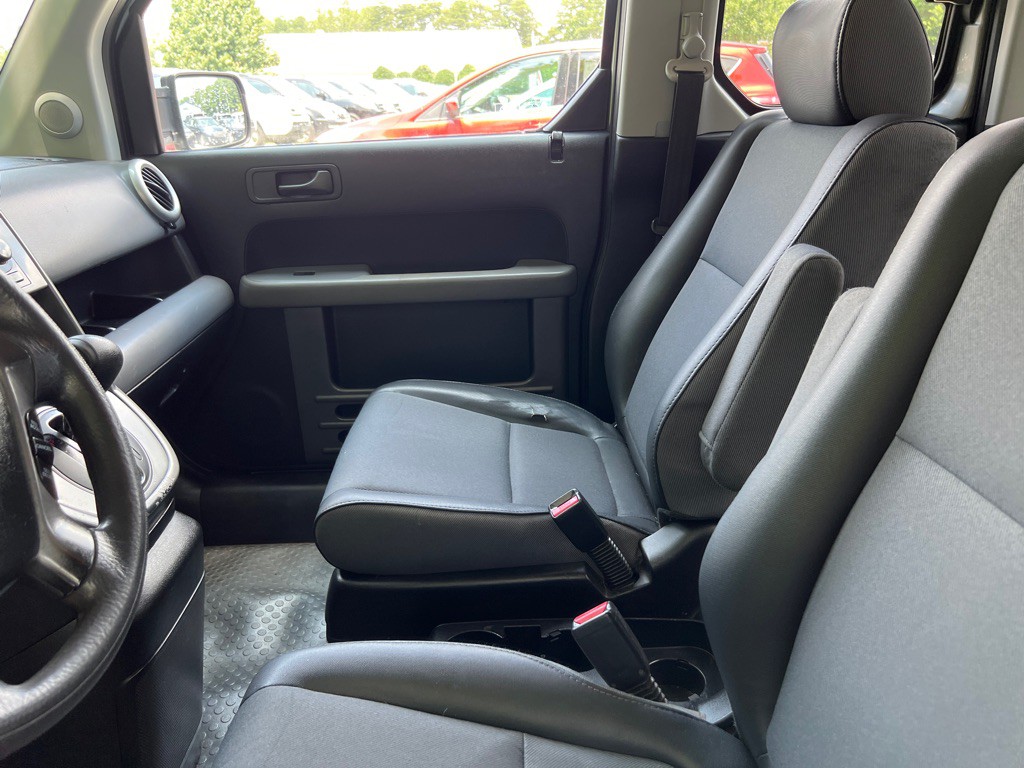2005 Honda Element Image 13