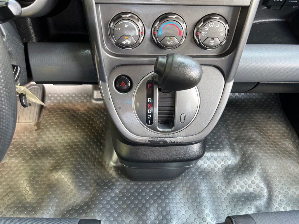 2005 Honda Element Image 16