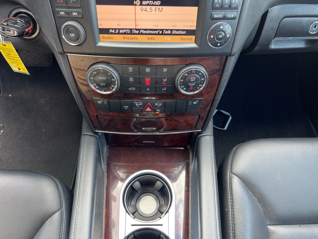 2010 Mercedes-Benz M-Class Image 17