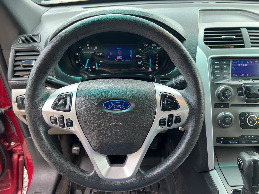 2013 Ford Explorer Image 14