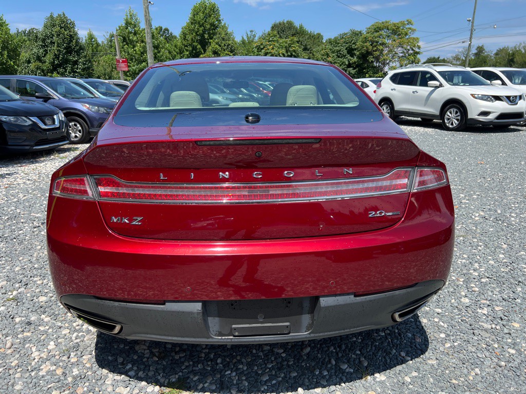 2013 Lincoln MKZ Image 4