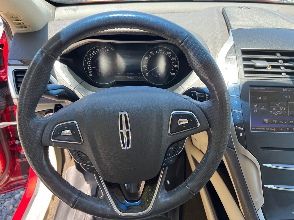 2013 Lincoln MKZ Image 14