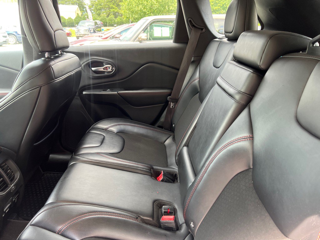 2019 Jeep Cherokee Image 20