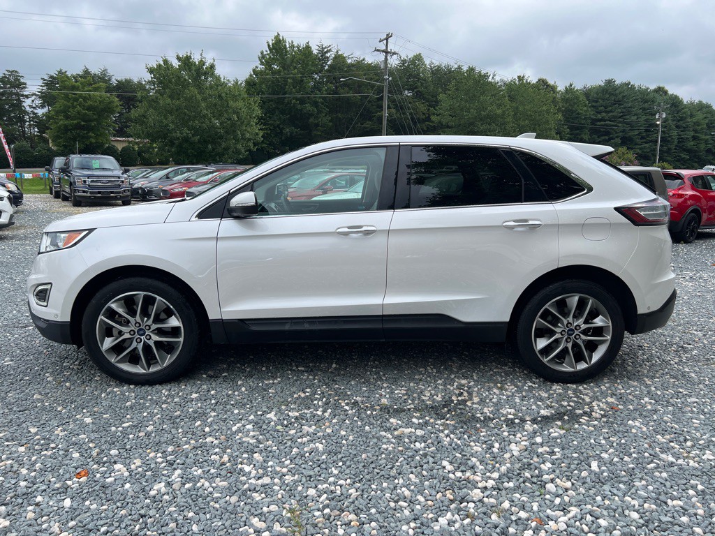 2016 Ford Edge Image 2