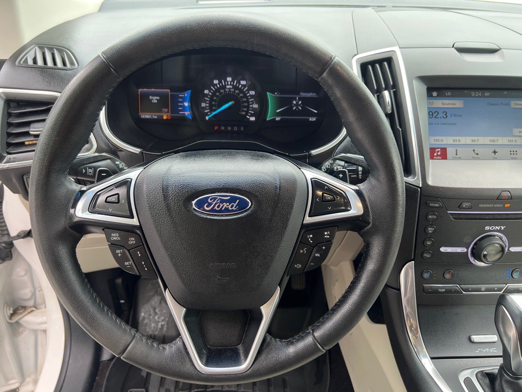 2016 Ford Edge Image 15