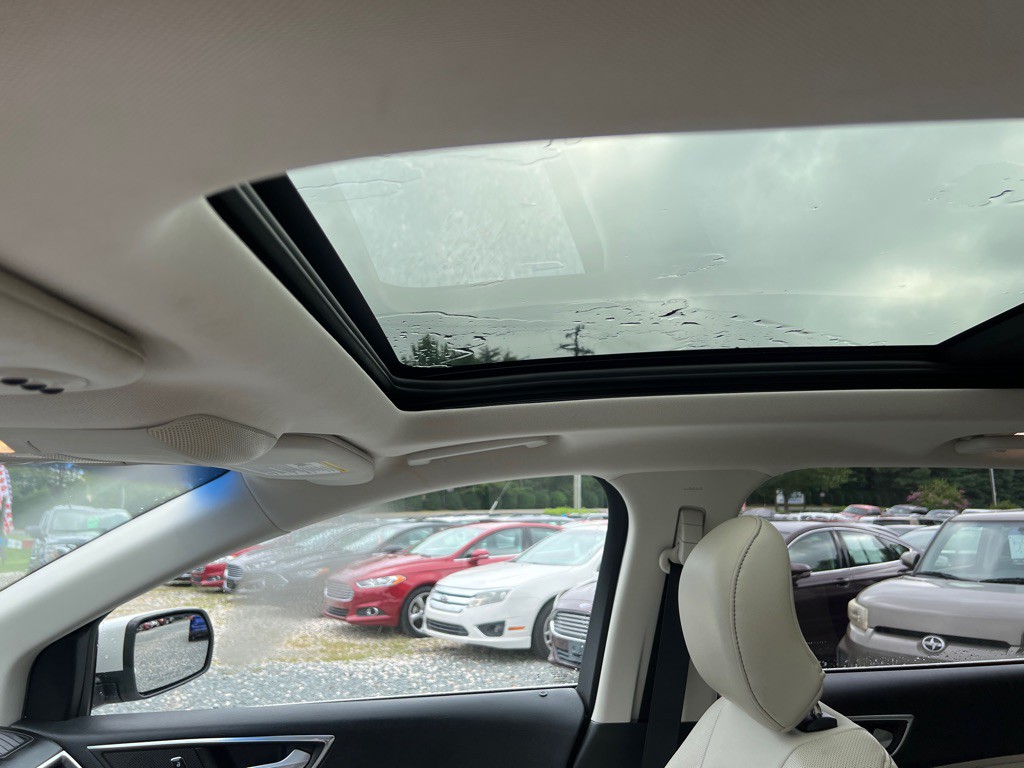 2016 Ford Edge Image 20