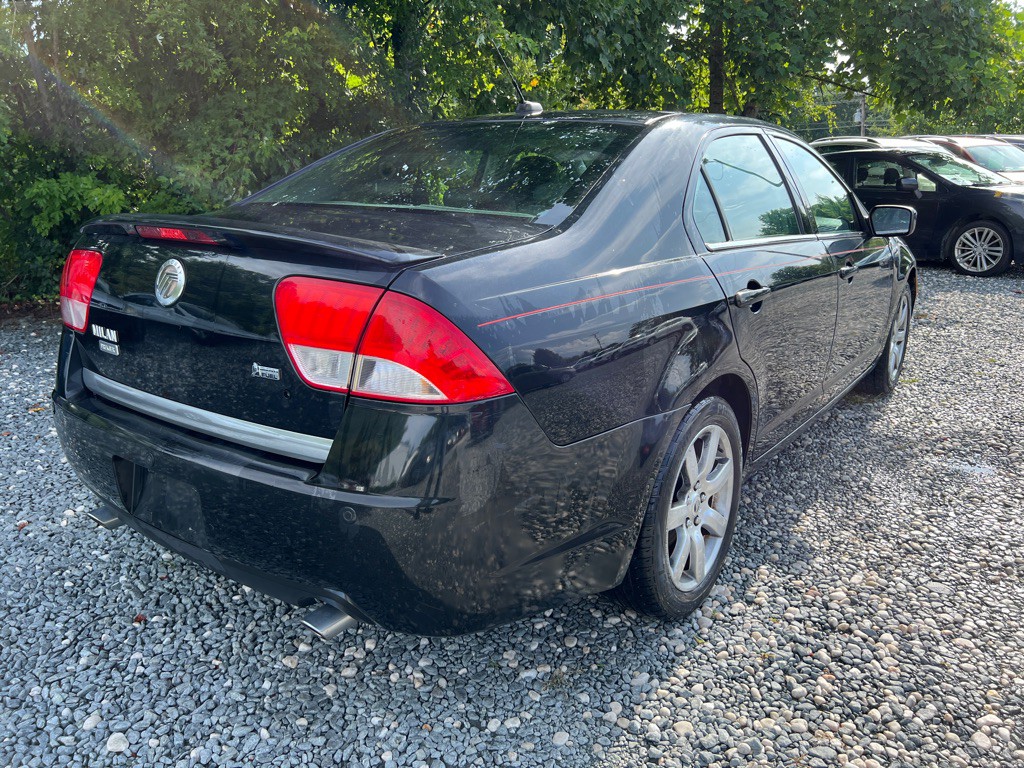 2010 Mercury Milan Image 5