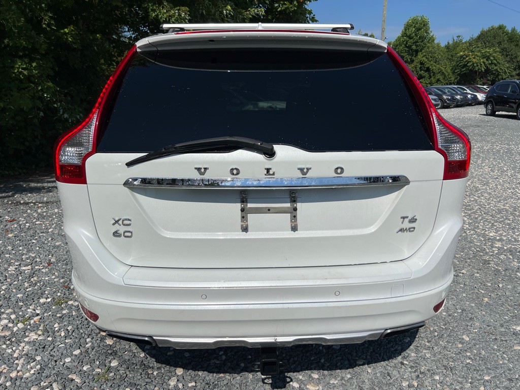 2015 Volvo XC60 Image 4