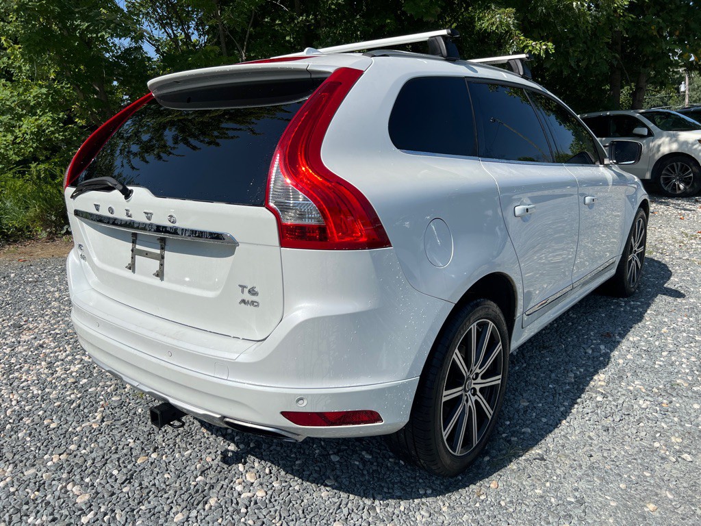 2015 Volvo XC60 Image 5