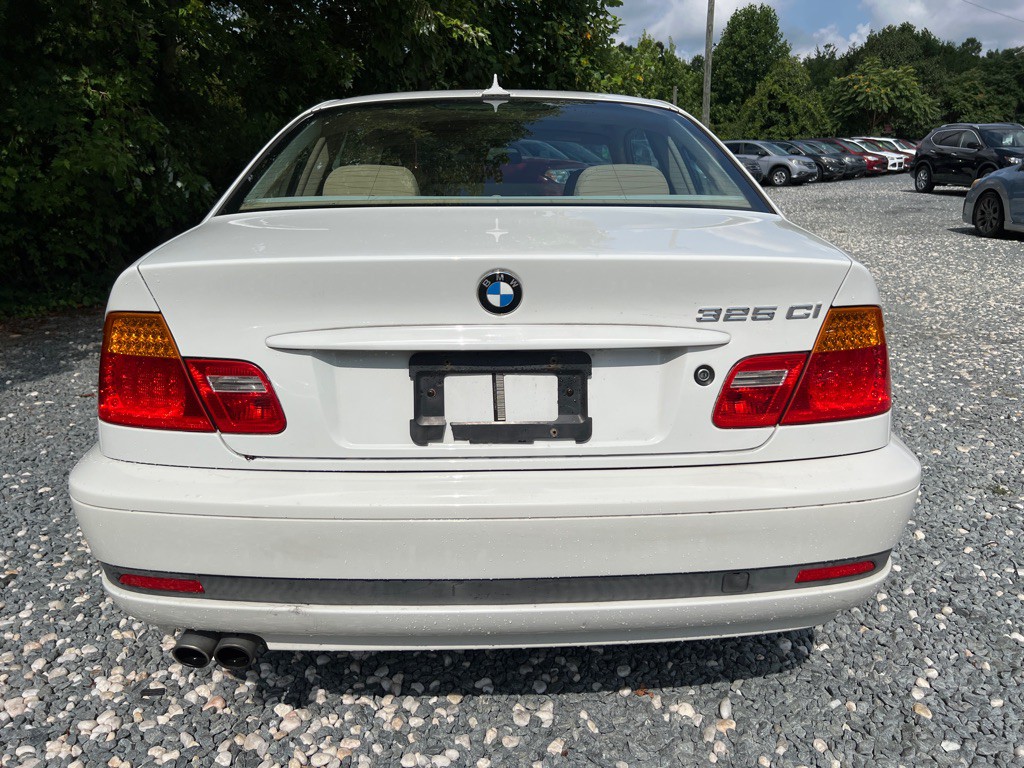 2004 BMW 3 Series Image 4