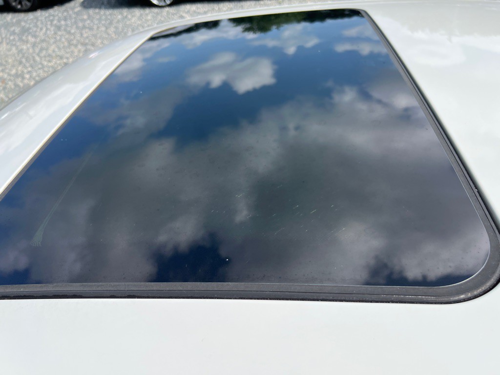 2004 BMW 3 Series Image 11