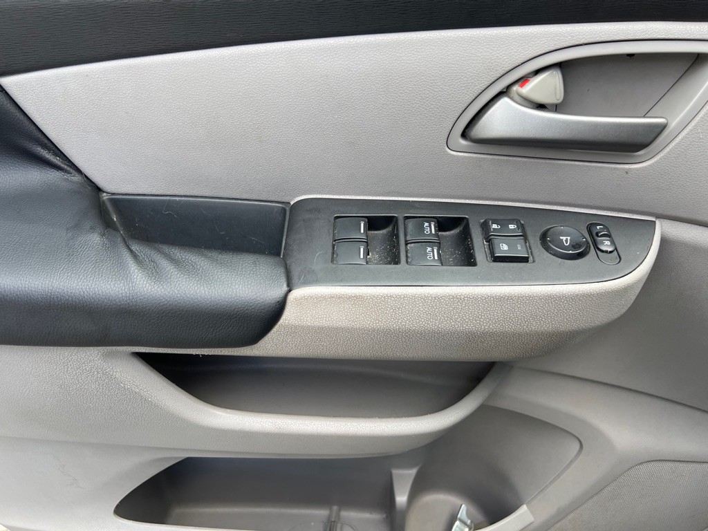 2011 Honda Odyssey Image 12