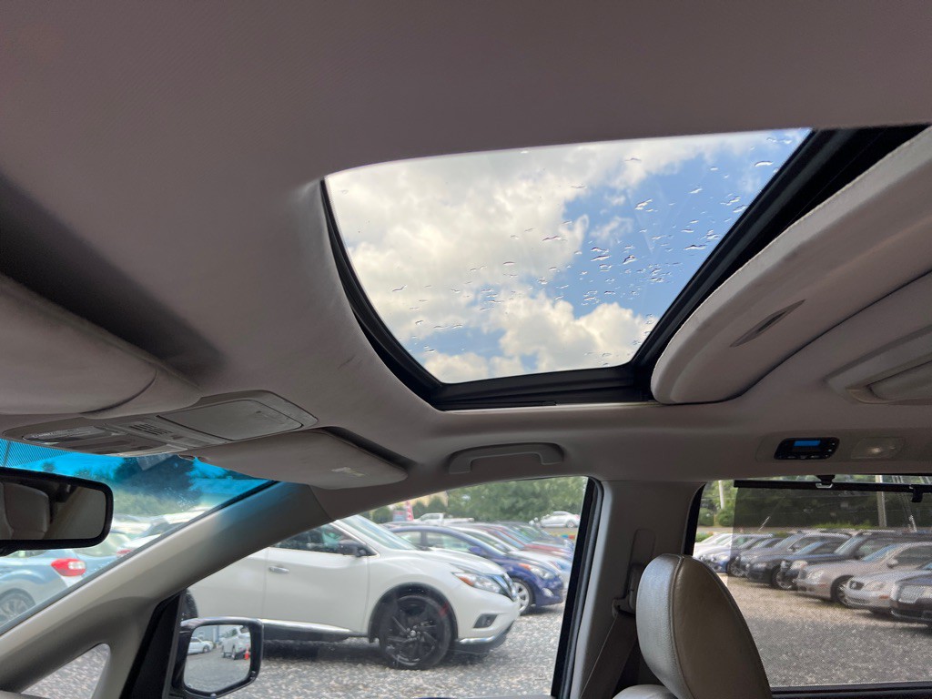 2011 Honda Odyssey Image 20