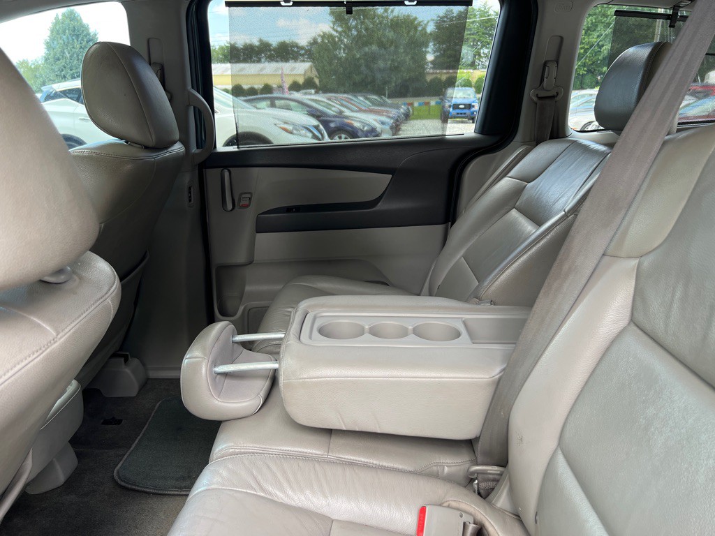 2011 Honda Odyssey Image 22