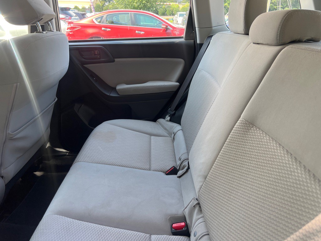 2014 Subaru Forester Image 19