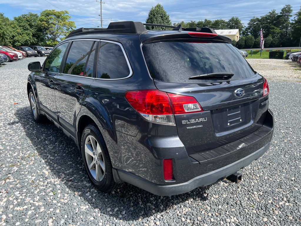 2013 Subaru Outback Image 3