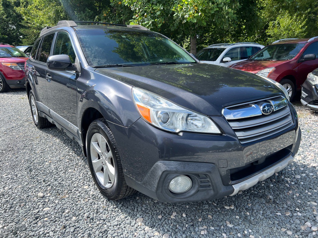2013 Subaru Outback Image 7