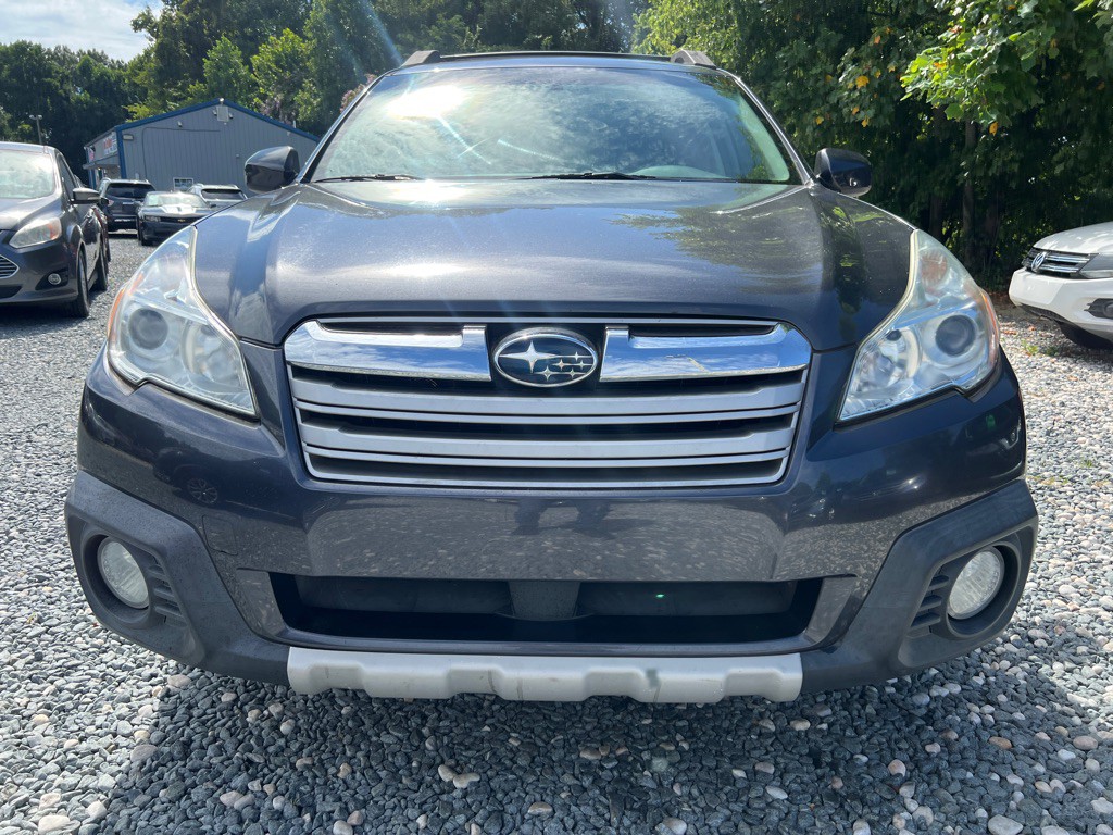 2013 Subaru Outback Image 8