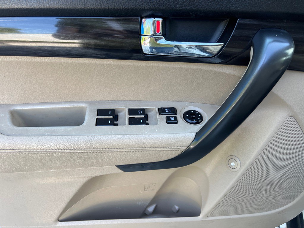 2011 Kia Sorento Image 11