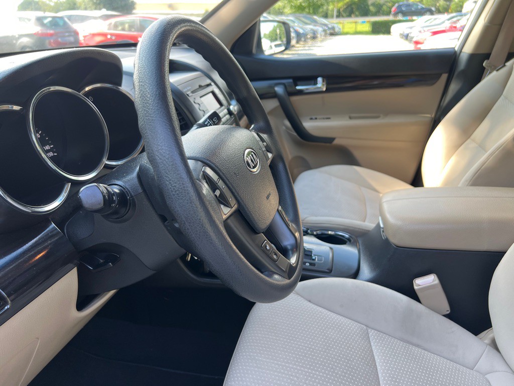 2011 Kia Sorento Image 12