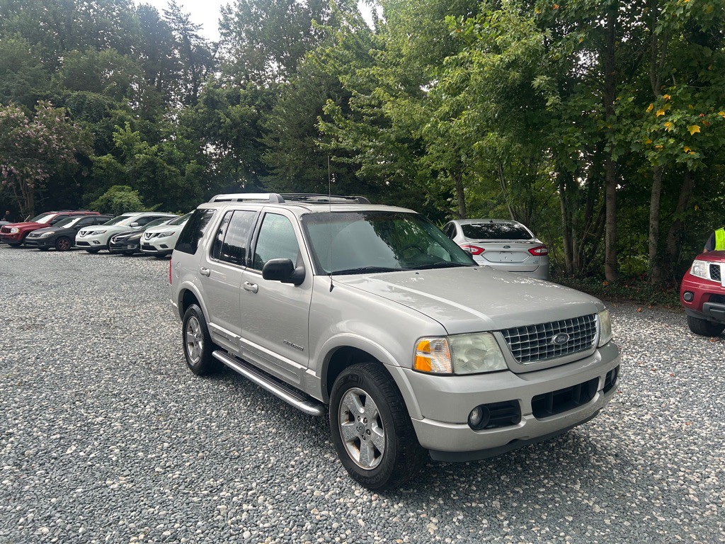 2005 Ford Explorer Image 7