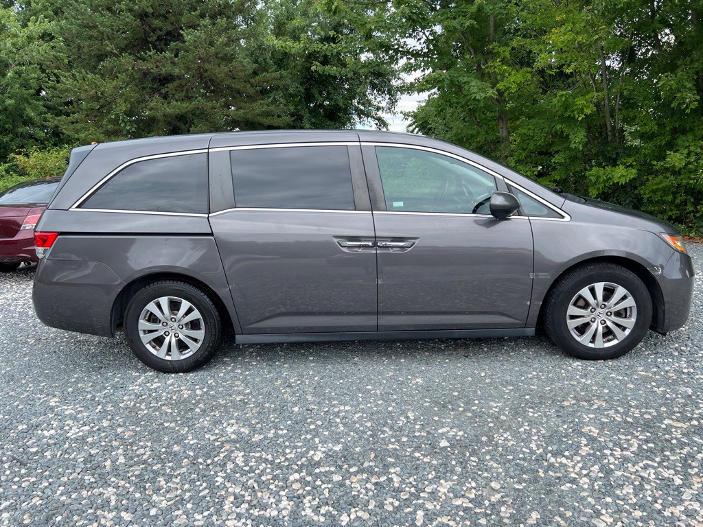 2015 Honda Odyssey Image 6