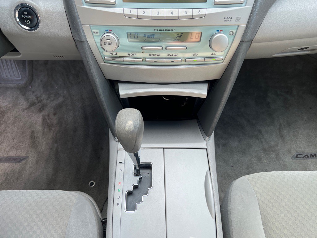 2008 Toyota Camry Image 16