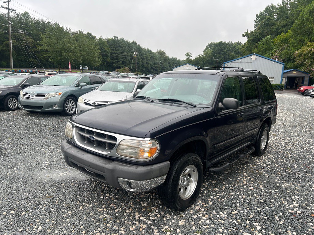 1999 Ford Explorer Image 1
