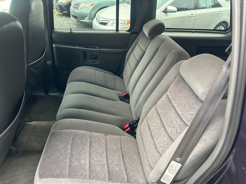 1999 Ford Explorer Image 20