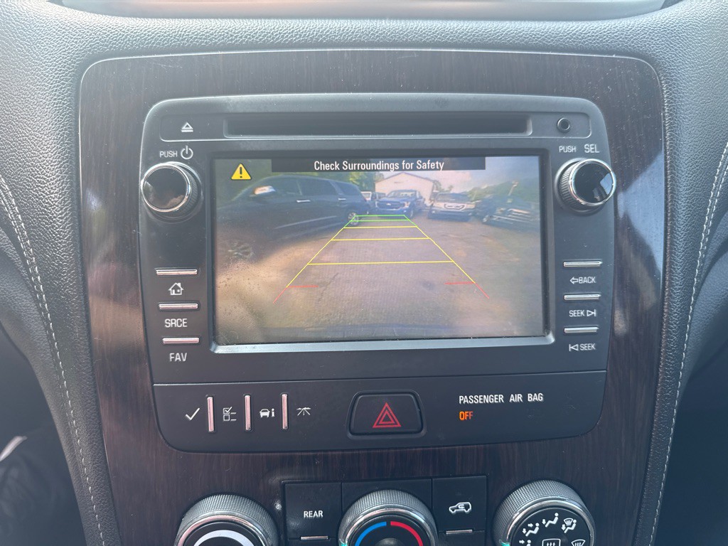 2015 Chevrolet Traverse Image 12