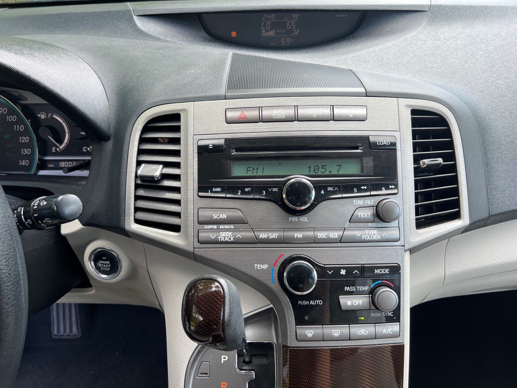2009 Toyota Venza Image 15