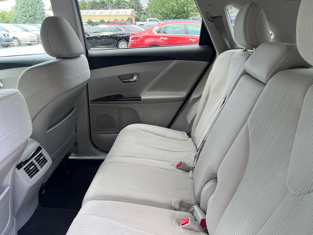 2009 Toyota Venza Image 19