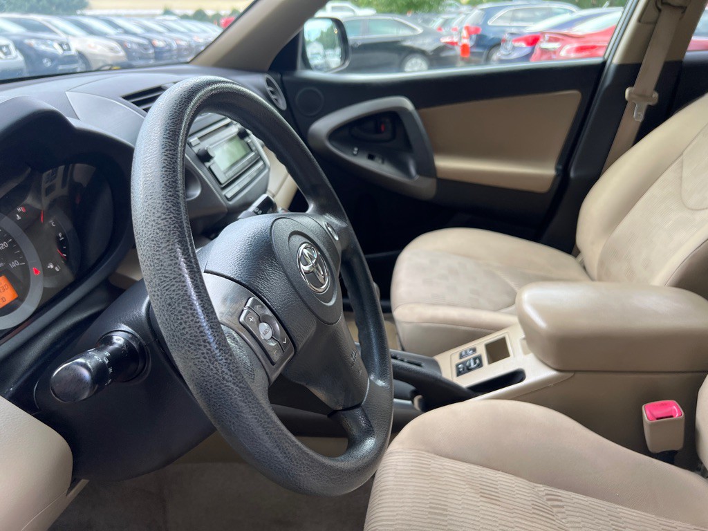 2012 Toyota Rav4 Image 12